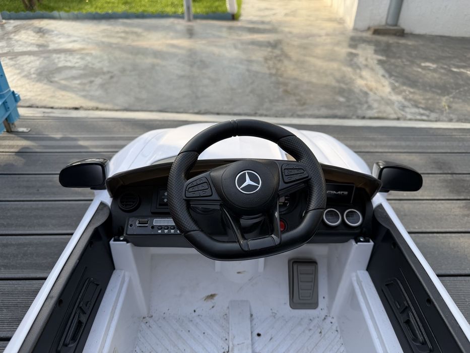 Masinuta Mercedes-AMG GT 12 V