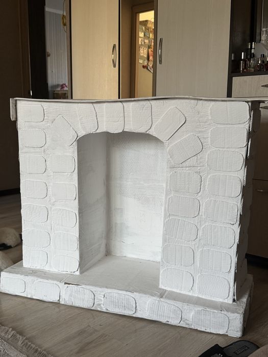 Камин декоративный