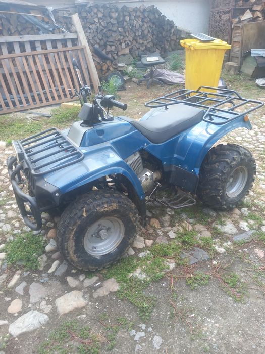 De vanzare atv 250cc