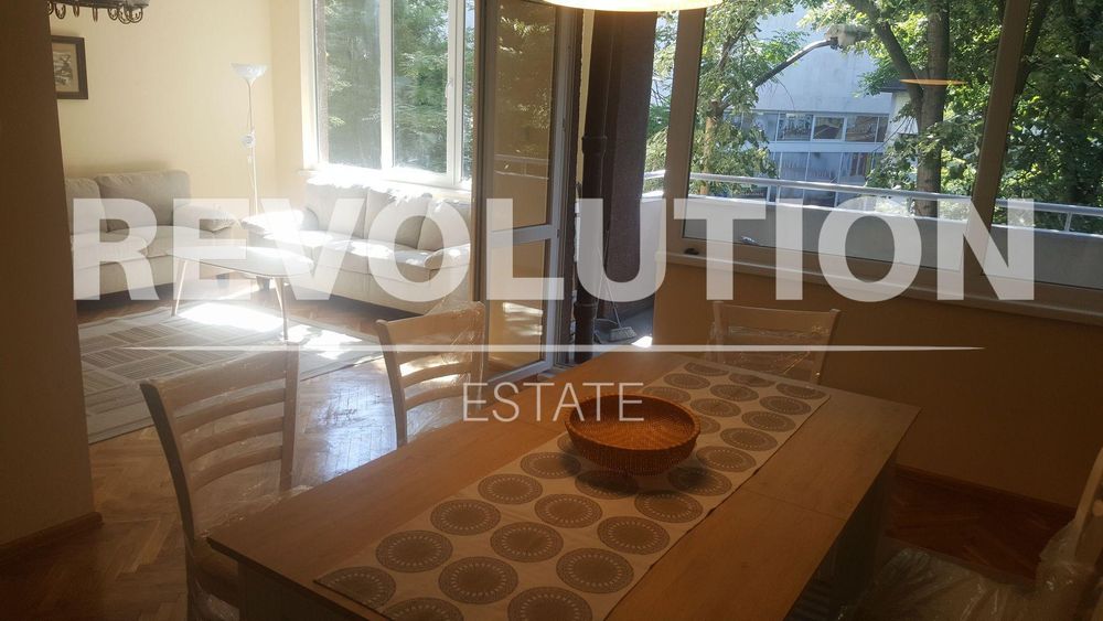 Дава се под наем Четиристаен апартамент в Варна, ВИНС - 110 кв.м за 650 € - Снимка #1