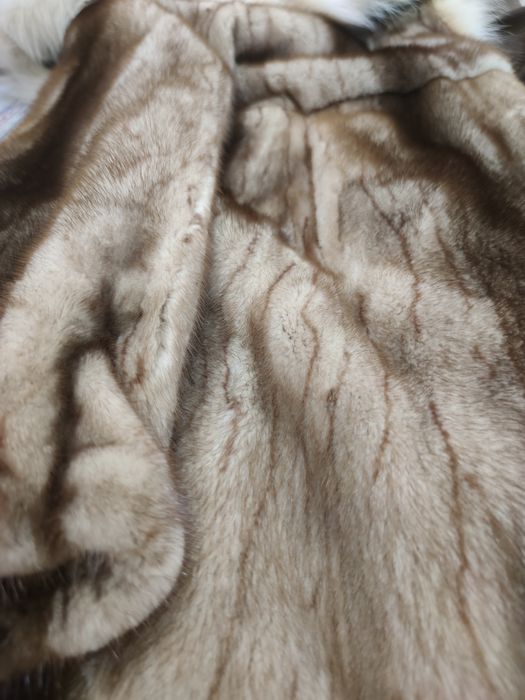 Шуба норковая с капюшоном