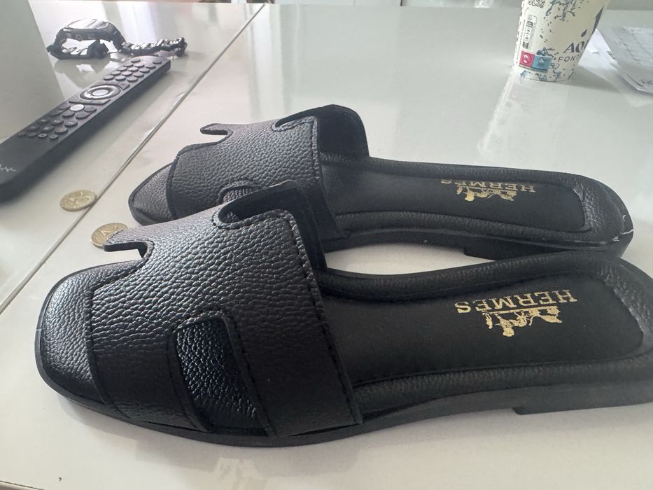 Стилни чехли -налични размери