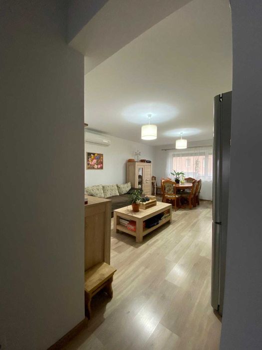 3 camere,65mp,2 băi,grădină cu CF, clădire 6 apt. Teilor, parcare subt