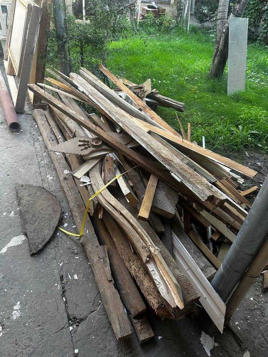 Eski eshi romla va tahtala tekinga beraman