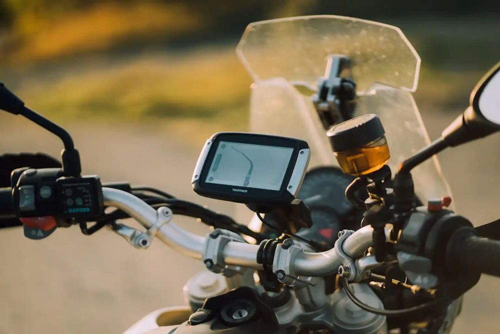 Bmw F800GS stock sau accesorizat