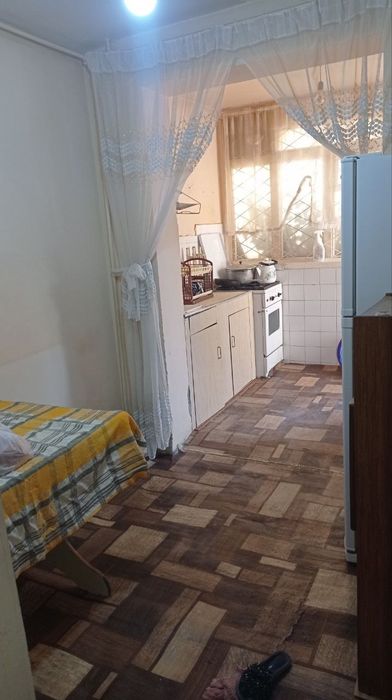 Аренда 2-комн. Квартира 1/4 этаж. Адрес микрорайон 1я остановка. Цена.