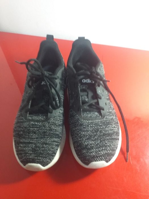 Încălțăminte de alergat adidas