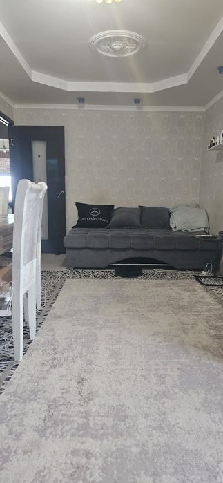 Срочно продам 3 х ком кв 6 мкр