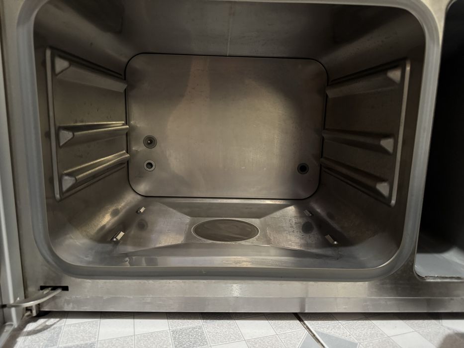 Cuptor electric  abur Miele