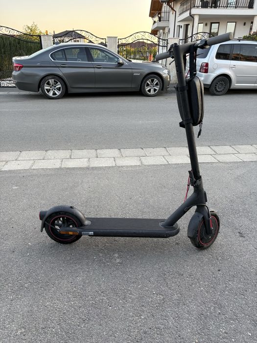 Trotineta electrica Xiaomi Electric Scooter 4