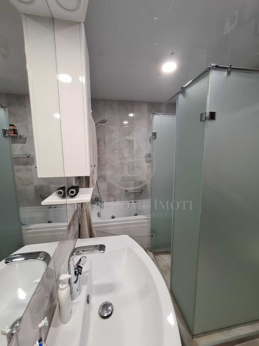 Продава се Четиристаен апартамент в Пловдив, Кършияка - 220 кв.м за 2360 €/кв.м - Снимка #15