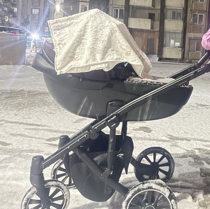 Коляска для новорожденного