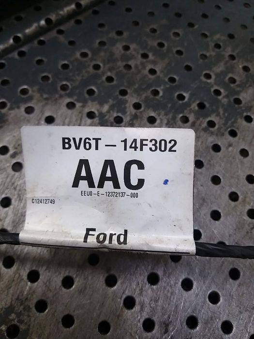 Maner usa dreapta fata ford focus 3 scurt bv6t14f302