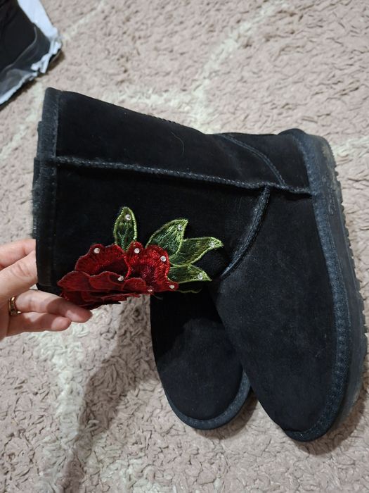 UGG dama piele intoarsa