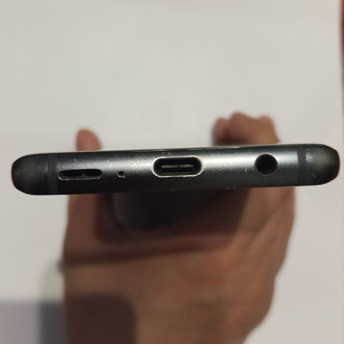 Обменяю samsung s9