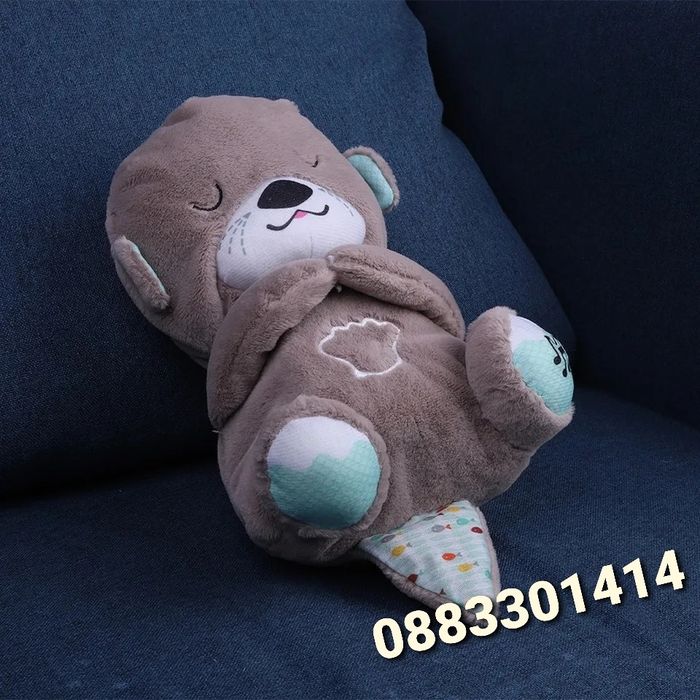 Плюшена играчка Видра Бял шум Нежни звуци за успокояване