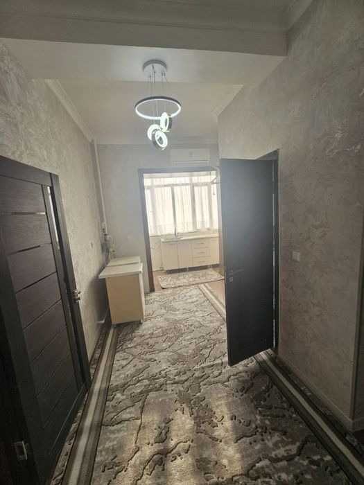 Продаётся 2х комн квартира на 3 этаже Ор-р Нурафшон