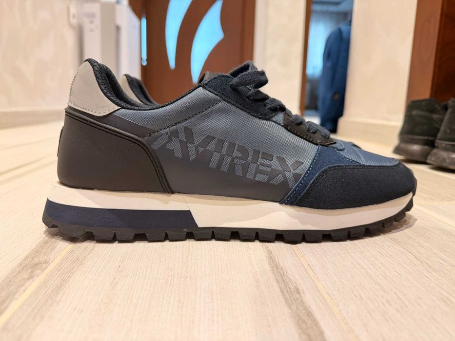 Маратонки Avirex 44