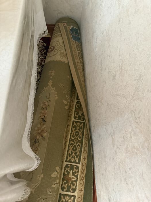 Продается большой ковер