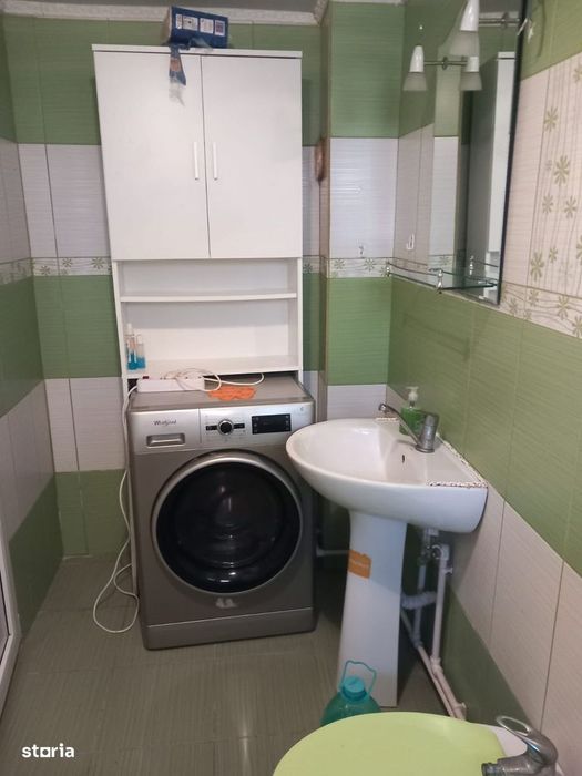 Vânzare casa și teren Văcărești-Dambovita
