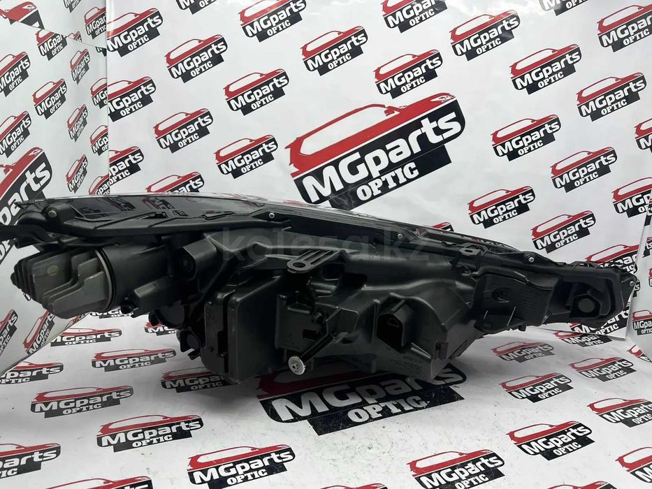 Фары на Lexus NX 2021-н.в