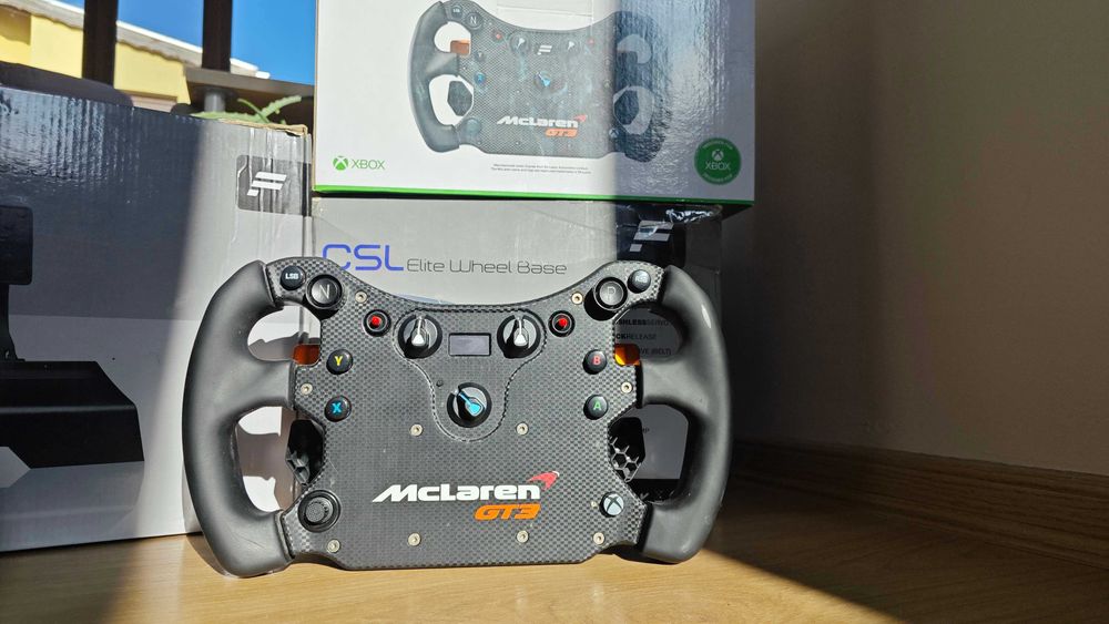 Fanatec CSL Elite база и педали с волан Mclaren GT3