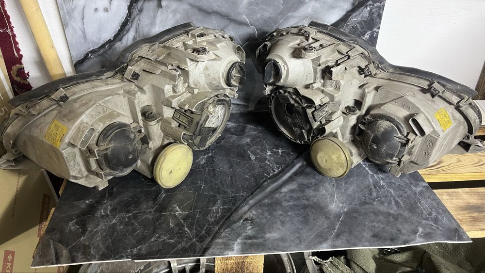Продам фары на мерседес с240