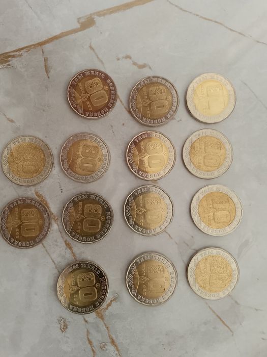Продам монеты юбилейные