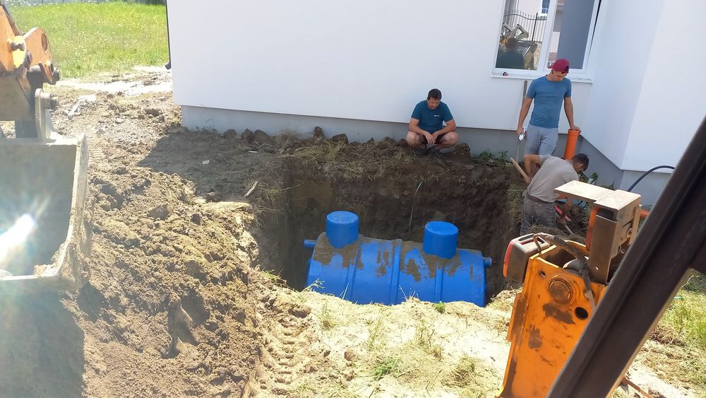 Închirieri buldoexcavator