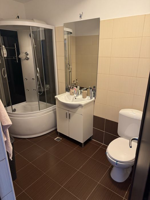 Apartament de inchiriat
