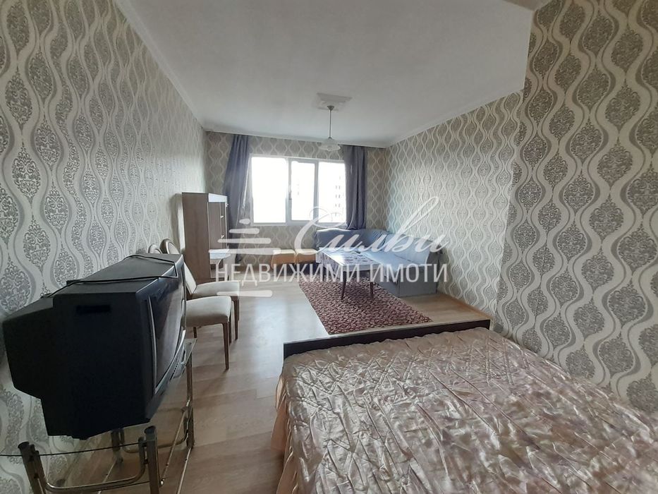 Дава се под наем Едностаен апартамент в Шумен, Тракия - 42 кв.м за 214.2 € - Снимка #3