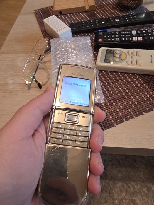 Nokia 8800 Sirocco gold