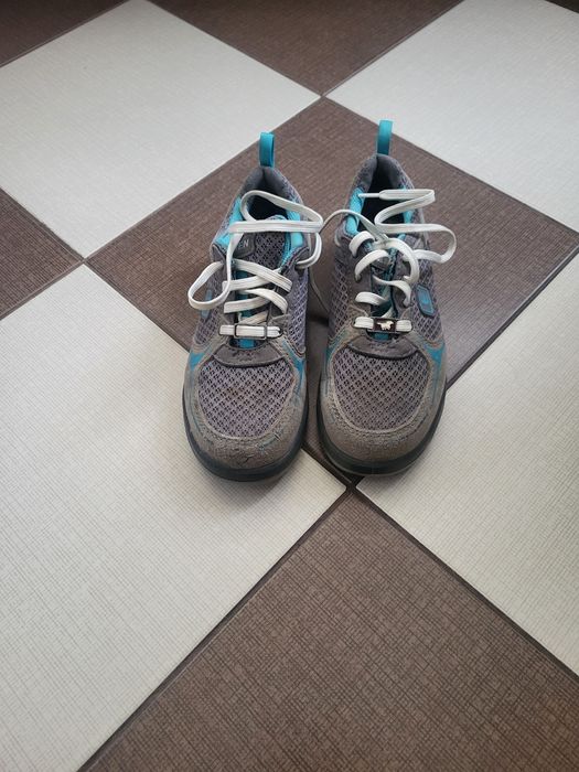 Pantofi cu bombeu dama 37