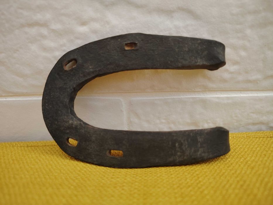 Стара подкова за късмет