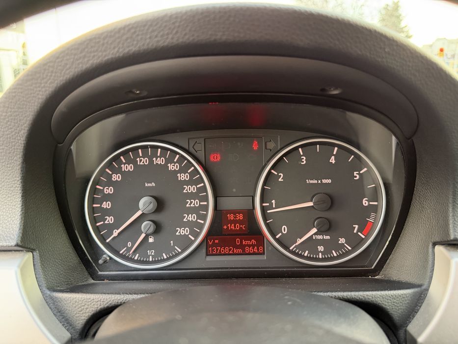 BMW 320бензин 2005