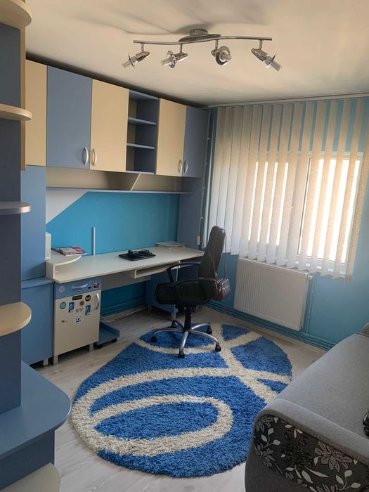Apartament de inchiriat, 2 camere, zona Materna