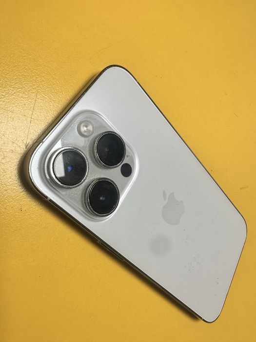 Смартфон Apple iPhone 14 Pro 128 GB