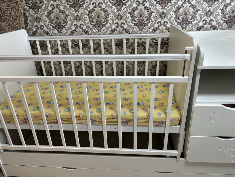 Продам детскую кроватку - трансформер