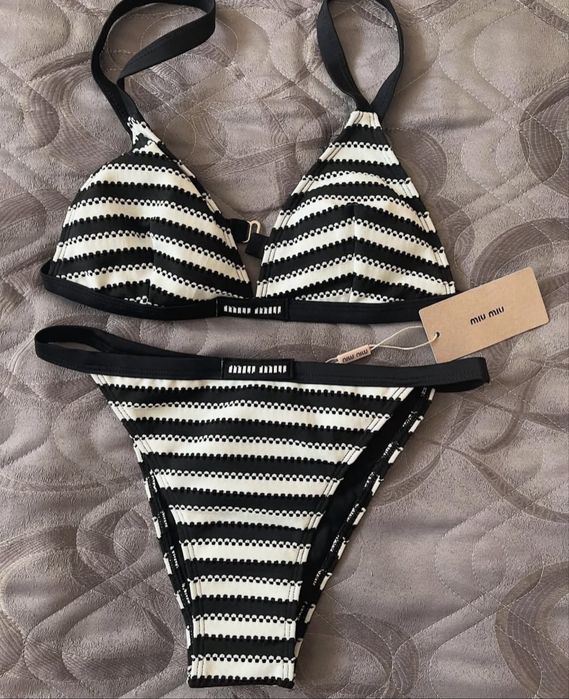 Бански Miu Miu