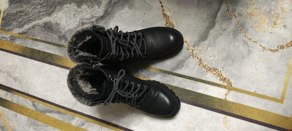 Ghete damă piele îmblănite