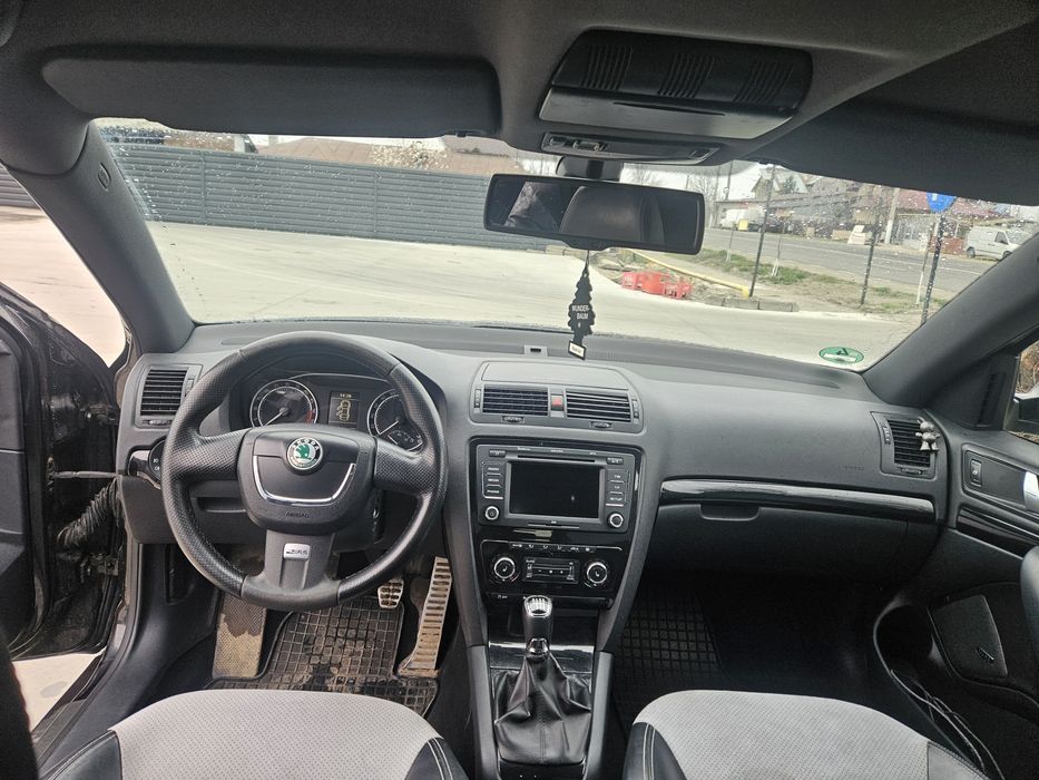 Skoda Octavia 2 facelift RS