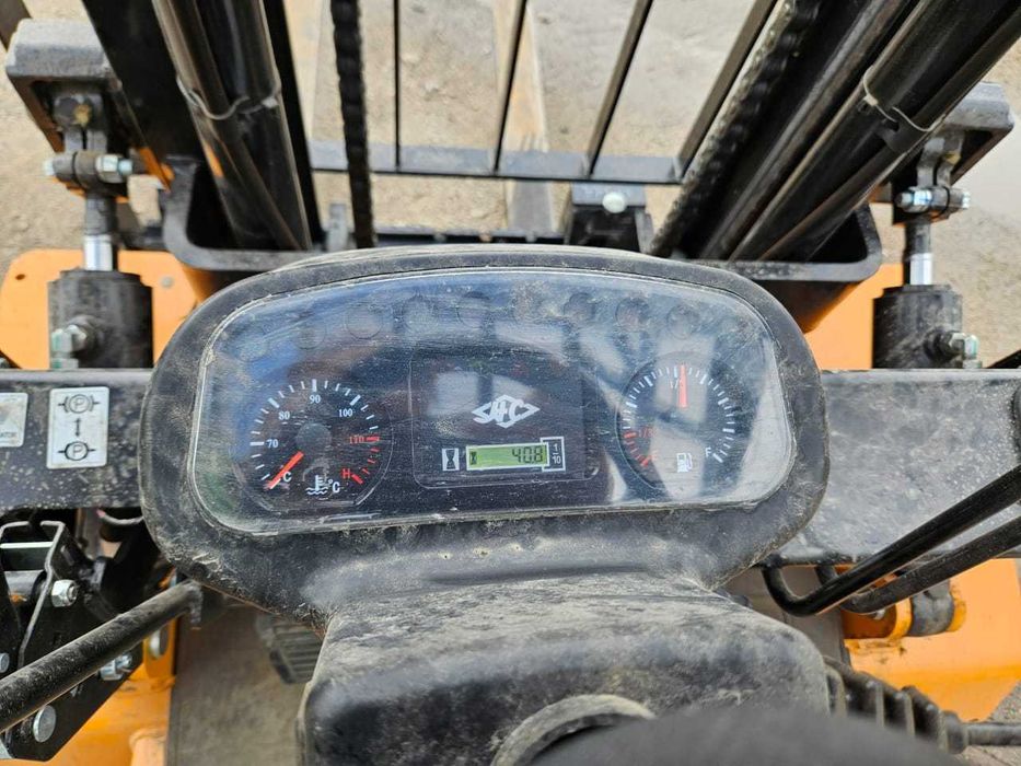 вилочный погрузчик автокара