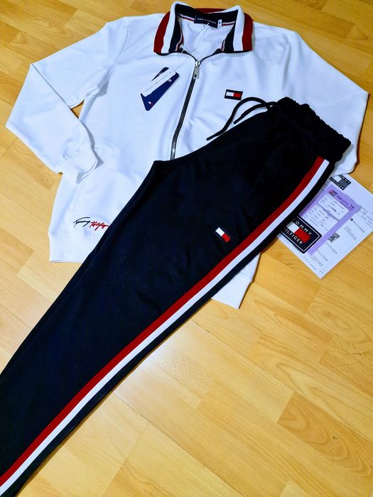 Trening Tommy Hilfiger, super model  bumbac, logo brodat
