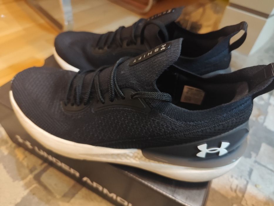 Мъжки  маратонки Under Armour 45 номер