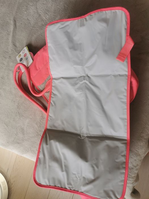 Geanta bebe noua, cu etichetă