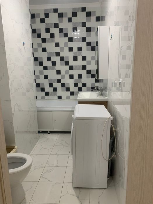 Сдам 2х комн квартиру