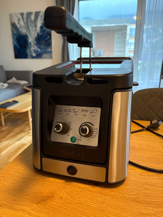 Фритюрник Tefal Deep Fryer Clear Duo – отлично състояние