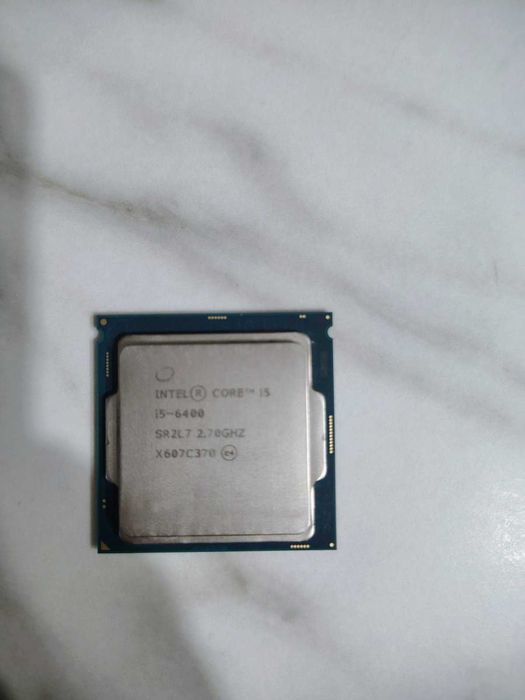 Процесор Intel Core i5 6400 Socket 1151 4 Cores/4 Threads с Охладител