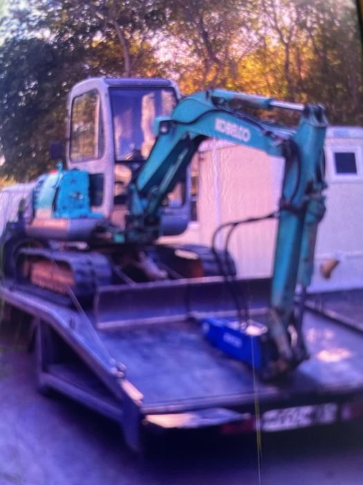 Услуги мини экскаватора,гидромолота от 2 до 6 тонн