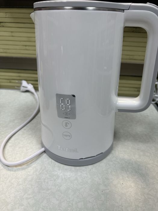 Електрическа кана Tefal Sense